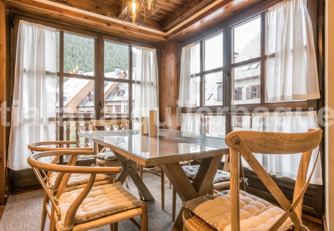 Apartment in Baqueira - Invernalia by Totiaran Apartment in Baqueira - Invernalia by Totiaran