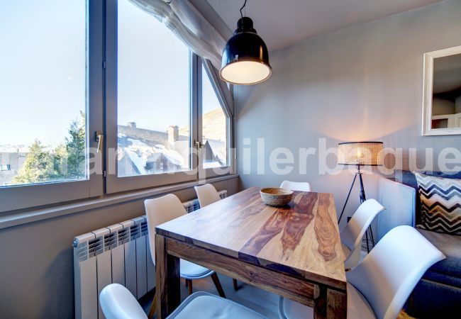Apartment in Baqueira - Cris by Totiaran Apartment in Baqueira - Cris by Totiaran