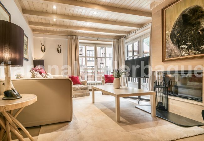 Apartment in Baqueira - Dossau By Totiaran