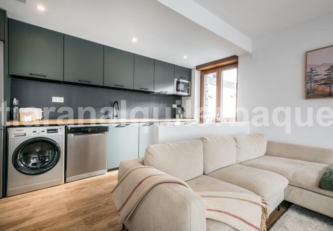 Apartment in Naut Aran - Aiguamoix by Totiaran Apartment in Naut Aran - Aiguamoix by Totiaran