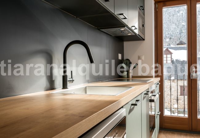 Apartment in Naut Aran - Aiguamoix by Totiaran Apartment in Naut Aran - Aiguamoix by Totiaran