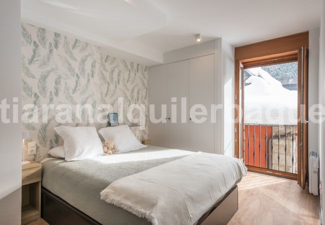 Apartment in Naut Aran - Aiguamoix by Totiaran Apartment in Naut Aran - Aiguamoix by Totiaran