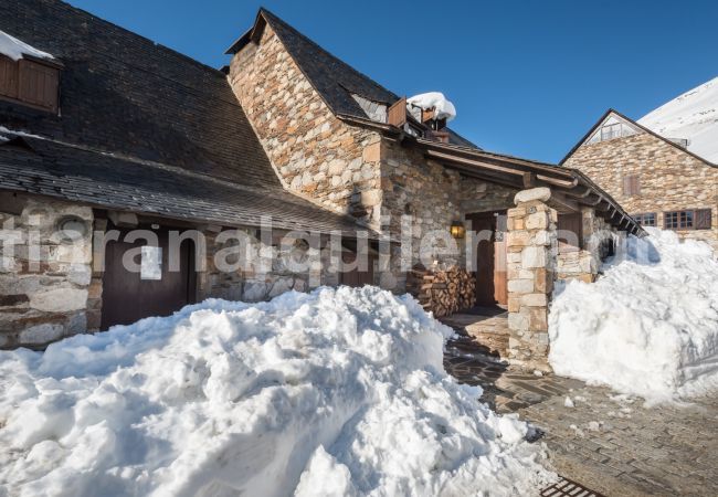 House in Baqueira - Casa Pleta de Baqueira Deluxe by Totiaran