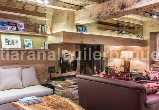 House in Baqueira - Casa Pleta de Baqueira Deluxe by Totiaran House in Baqueira - Casa Pleta de Baqueira Deluxe by Totiaran