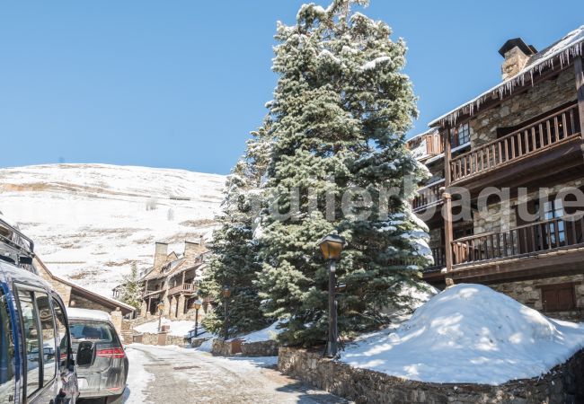 House in Baqueira - Casa Pleta de Baqueira Deluxe by Totiaran House in Baqueira - Casa Pleta de Baqueira Deluxe by Totiaran