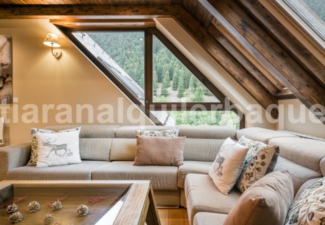 Villena by Totiaran dining-room, Val de Ruda, foot of the slopes