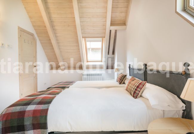 House in Baqueira - Casa Eth Mur by Totiaran House in Baqueira - Casa Eth Mur by Totiaran