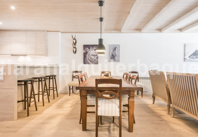 House in Baqueira - Casa Eth Mur by Totiaran House in Baqueira - Casa Eth Mur by Totiaran