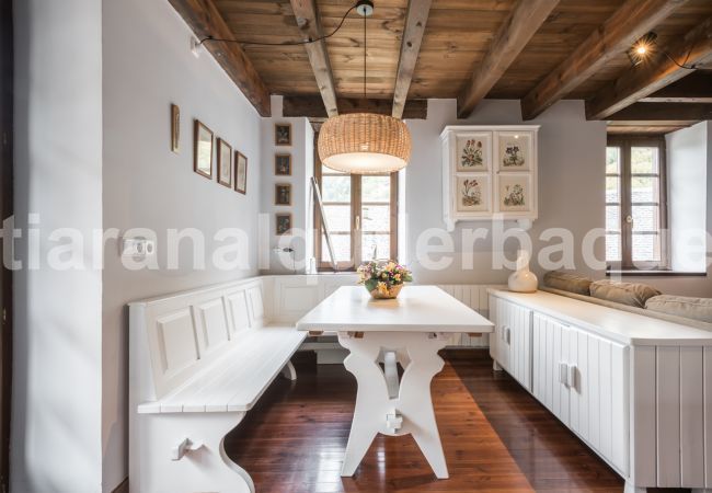 House in Naut Aran - Mont dera Solana by Totiaran House in Naut Aran - Mont dera Solana by Totiaran