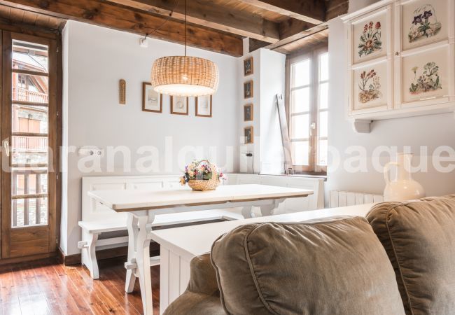 House in Naut Aran - Mont dera Solana by Totiaran House in Naut Aran - Mont dera Solana by Totiaran