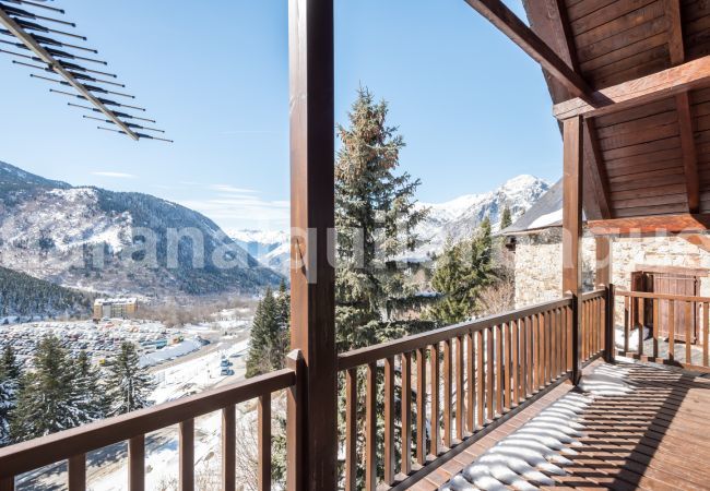 House in Baqueira - Casa Blanhiblar by Totiaran House in Baqueira - Casa Blanhiblar by Totiaran