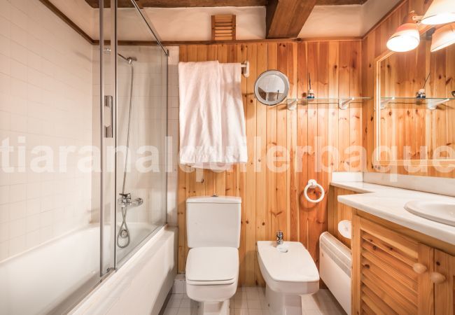 House in Baqueira - Casa Blanhiblar by Totiaran House in Baqueira - Casa Blanhiblar by Totiaran