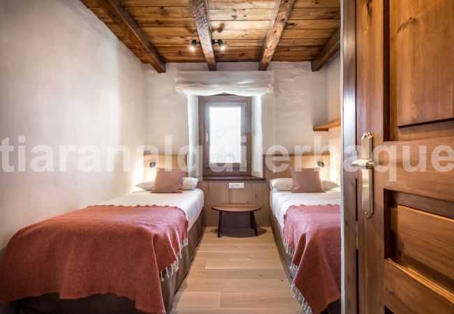 House in Baqueira - Casa Blanhiblar by Totiaran House in Baqueira - Casa Blanhiblar by Totiaran