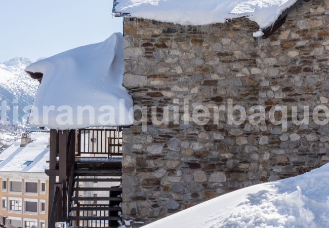House in Baqueira - Casa Blanhiblar by Totiaran House in Baqueira - Casa Blanhiblar by Totiaran
