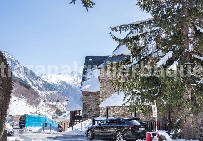 House in Baqueira - Casa Blanhiblar by Totiaran House in Baqueira - Casa Blanhiblar by Totiaran