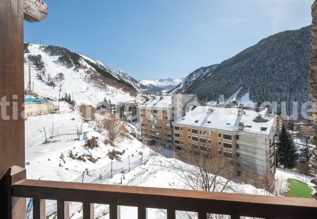 House in Baqueira - Casa Blanhiblar by Totiaran House in Baqueira - Casa Blanhiblar by Totiaran