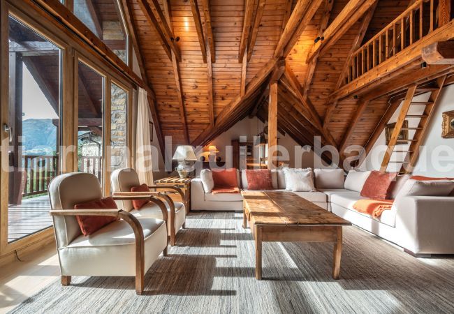 House in Baqueira - Casa Blanhiblar by Totiaran House in Baqueira - Casa Blanhiblar by Totiaran