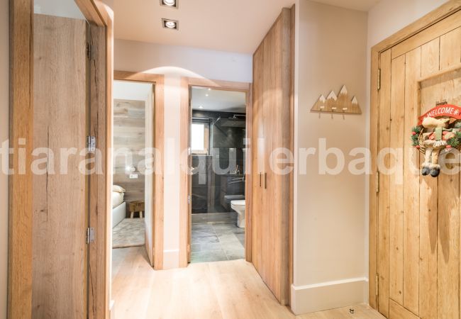 Apartment in Baqueira - Cabanes by Totiaran