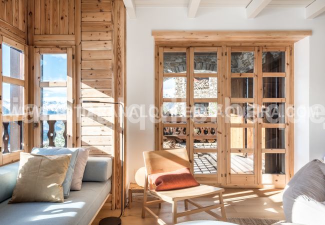 Apartment in Baqueira - Egua  by Totiaran