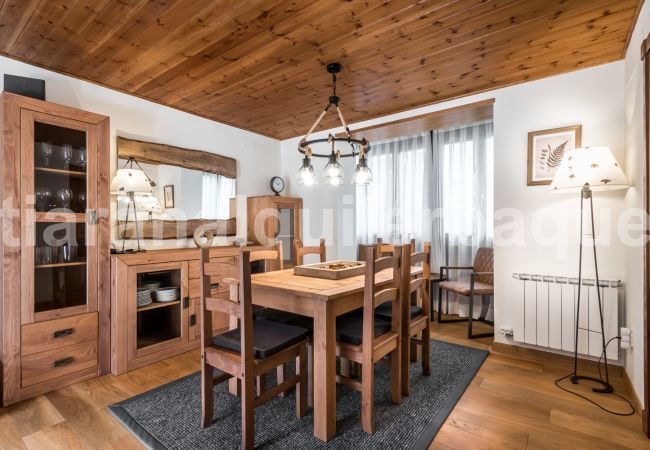 Terraced House in Salardú - Casa Pujo by Totiaran Terraced House in Salardú - Casa Pujo by Totiaran