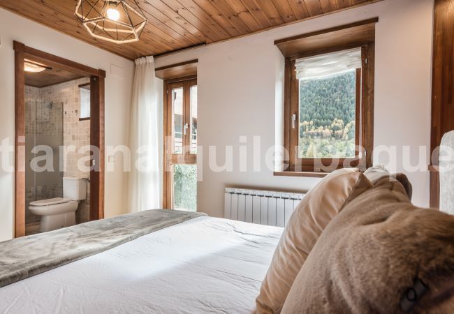 Terraced House in Salardú - Casa Pujo by Totiaran Terraced House in Salardú - Casa Pujo by Totiaran