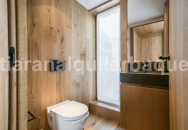 Chalet in Baqueira - Casa Sanglier Deluxe by Totiaran Chalet in Baqueira - Casa Sanglier Deluxe by Totiaran