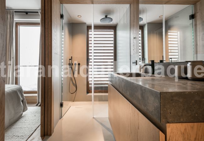 Chalet in Baqueira - Casa Sanglier Deluxe by Totiaran Chalet in Baqueira - Casa Sanglier Deluxe by Totiaran