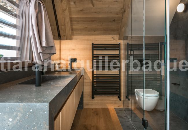 Chalet in Baqueira - Casa Sanglier Deluxe by Totiaran Chalet in Baqueira - Casa Sanglier Deluxe by Totiaran
