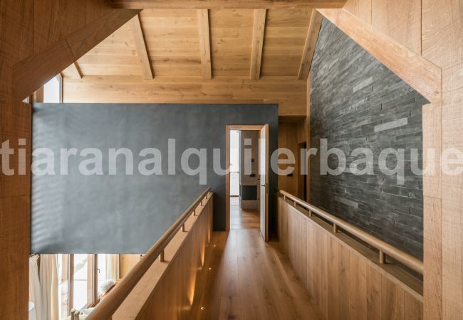 Chalet in Baqueira - Casa Sanglier Deluxe by Totiaran Chalet in Baqueira - Casa Sanglier Deluxe by Totiaran