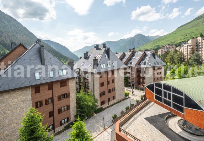 Apartment in Baqueira - Cigalera by Totiaran Apartment in Baqueira - Cigalera by Totiaran