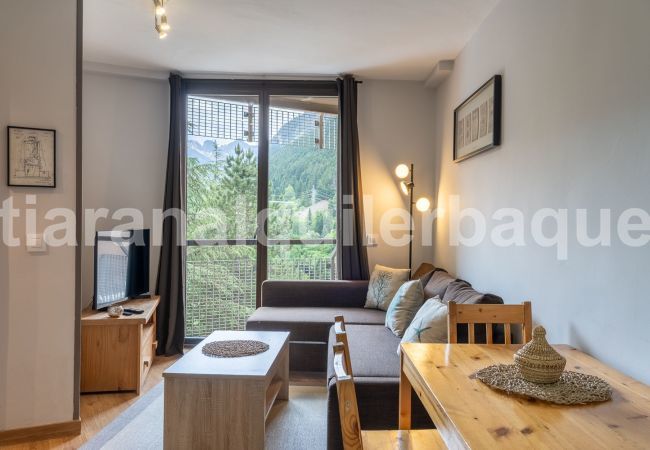 Apartment in Baqueira - Escornacrabes by totiaran