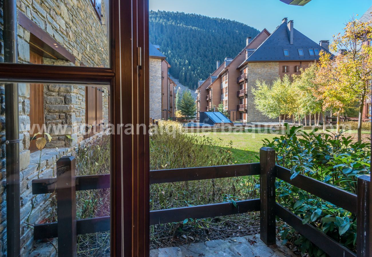 Apartment in Baqueira - Garona by Totiaran