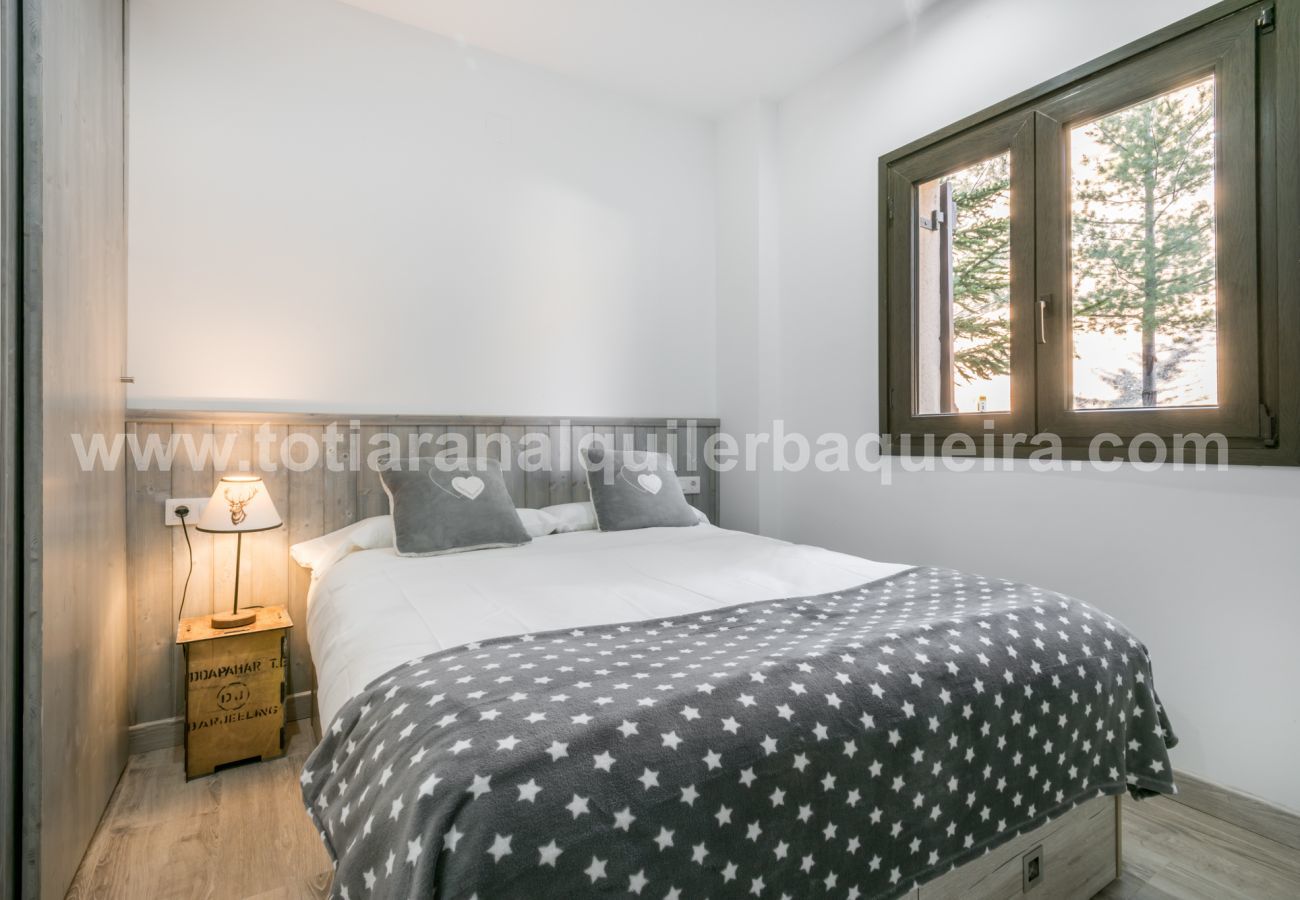 Apartment in Baqueira - Adriana by Totiaran