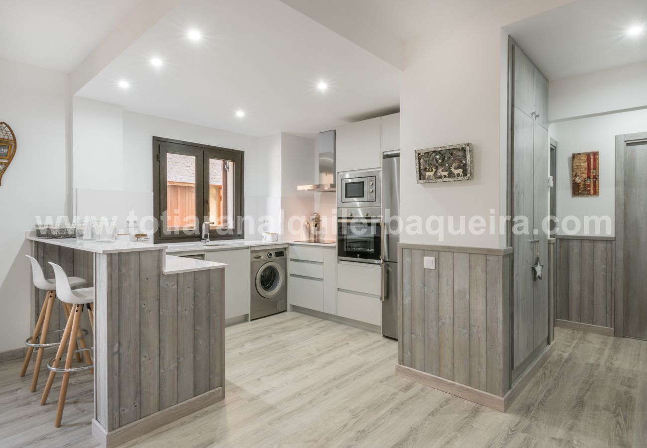 Apartment in Baqueira - Adriana by Totiaran