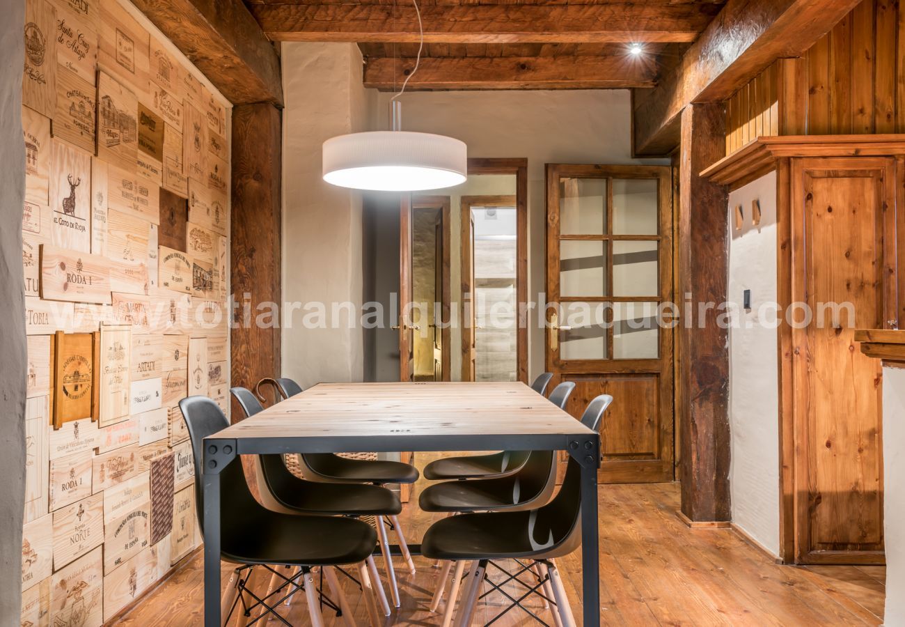 Dining room Casa Es Pletieus Totiaran, house in Arties, Baqueira, Val d’Aran