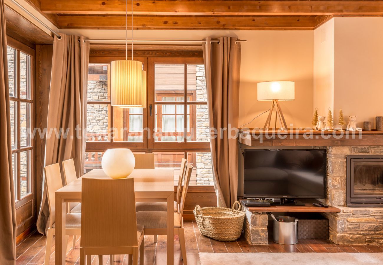 Apartment in Baqueira - Costarjas by Totiaran