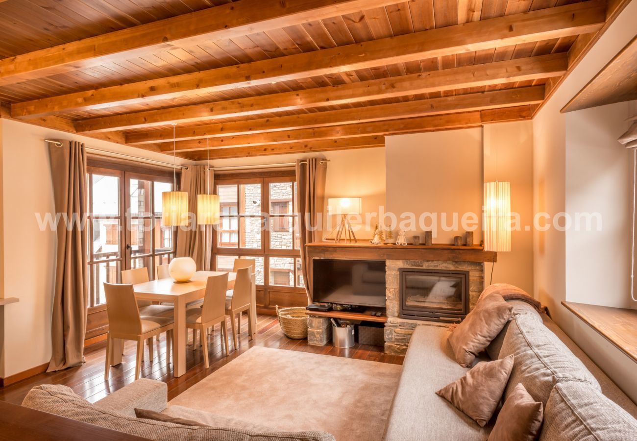 Apartment in Baqueira - Costarjas by Totiaran
