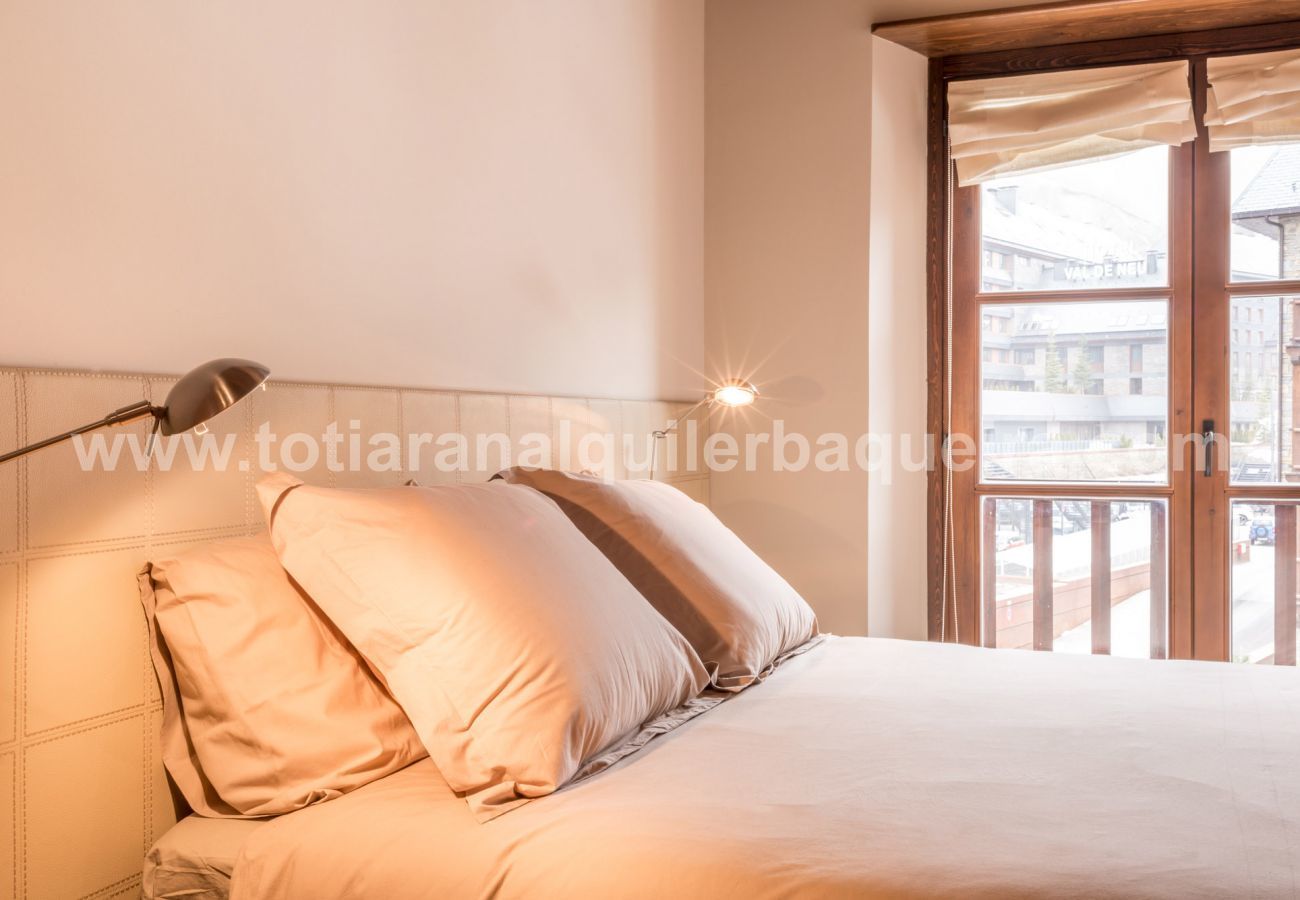 Apartment in Baqueira - Costarjas by Totiaran