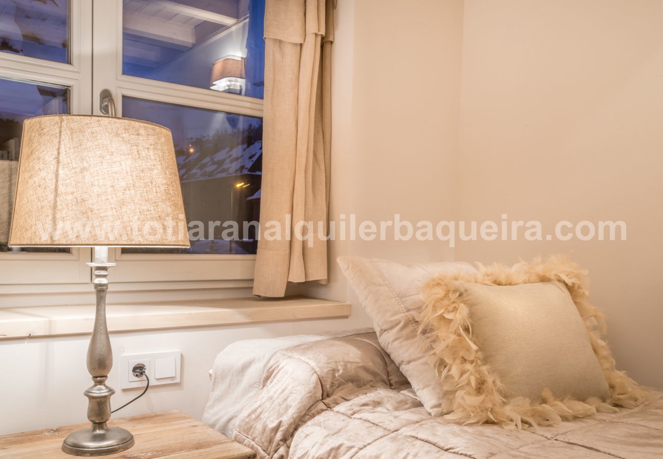 Apartment in Baqueira - Es Purtaus by Totiaran