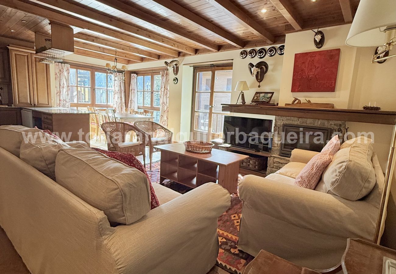 Apartment in Baqueira - Pastorets by Totiaran