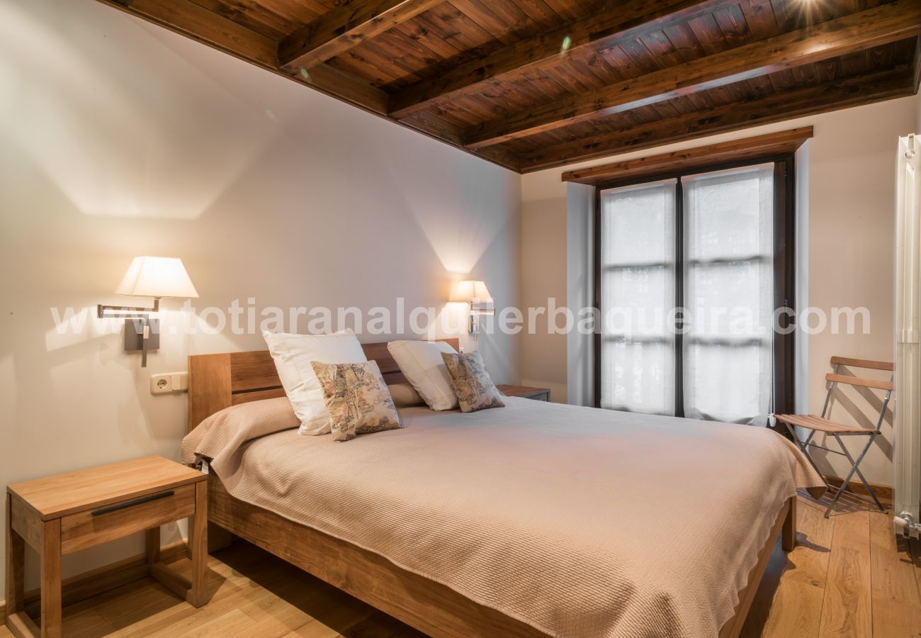 Apartment in Baqueira - Carreretes by Totiaran