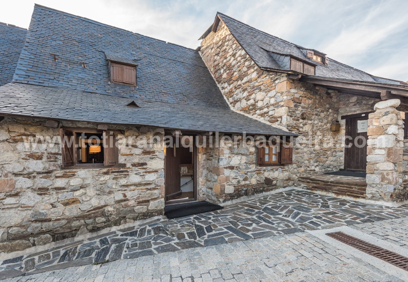 House in Baqueira - Casa Pomarin by Totiaran