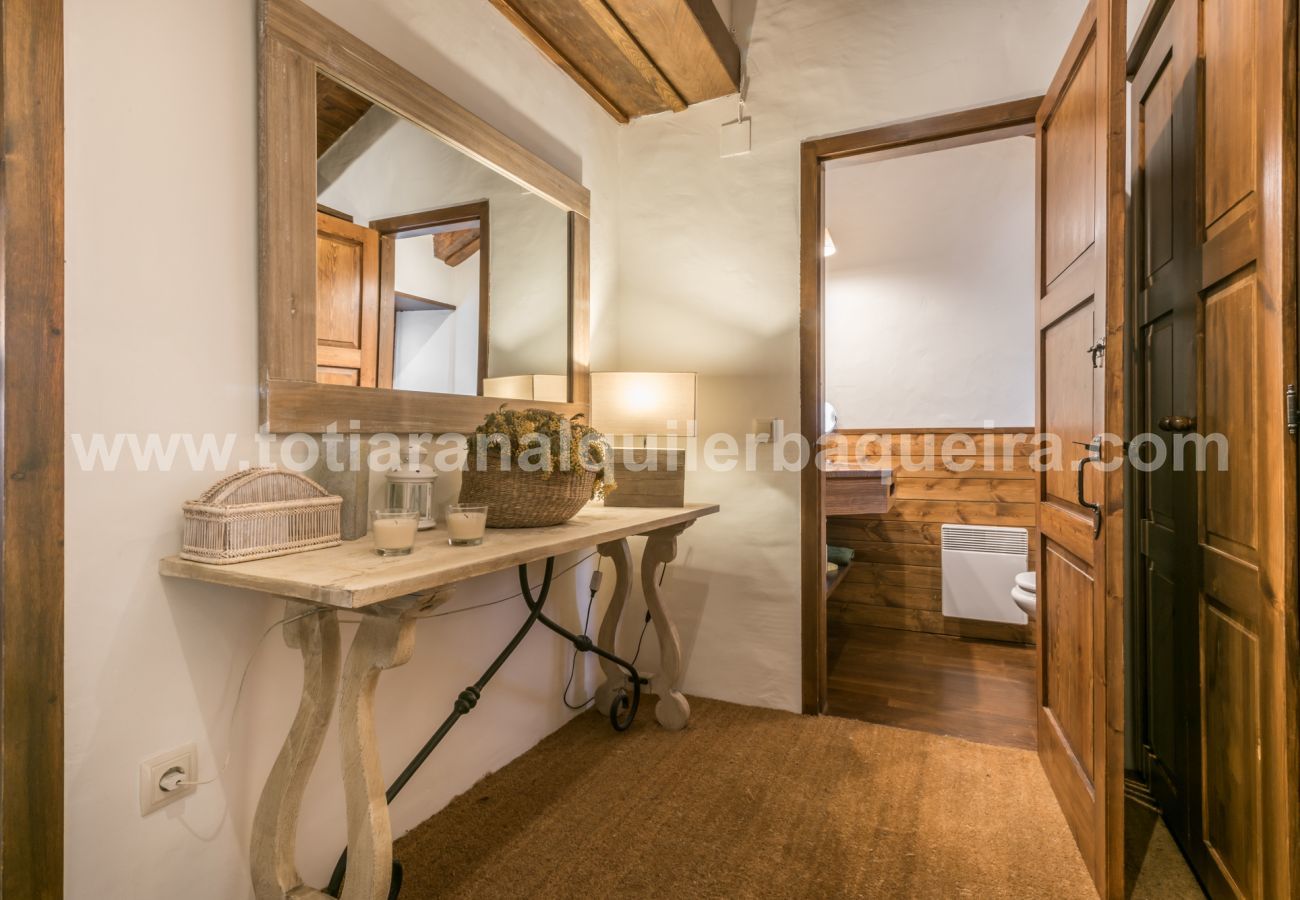 House in Baqueira - Casa Pomarin by Totiaran