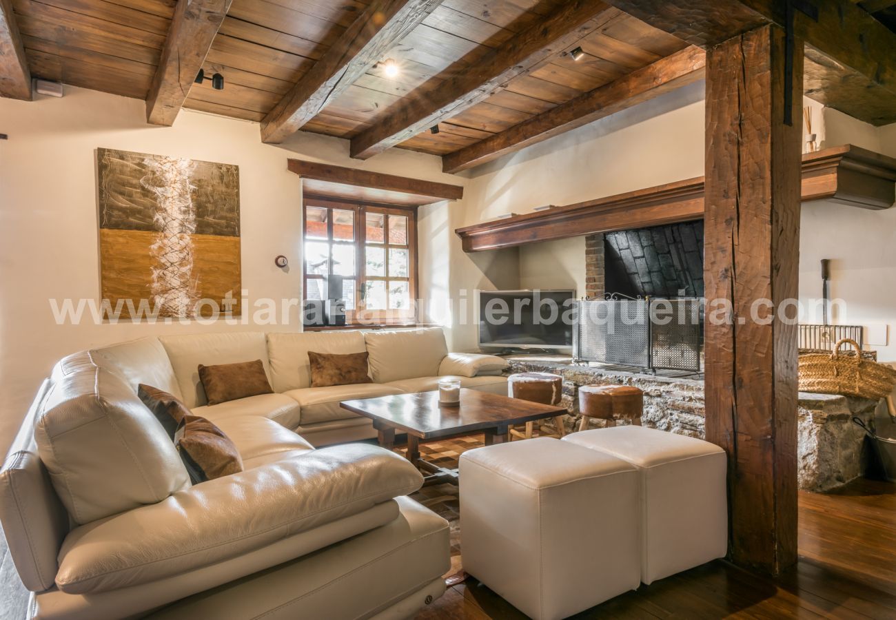 House in Baqueira - Casa Pomarin by Totiaran