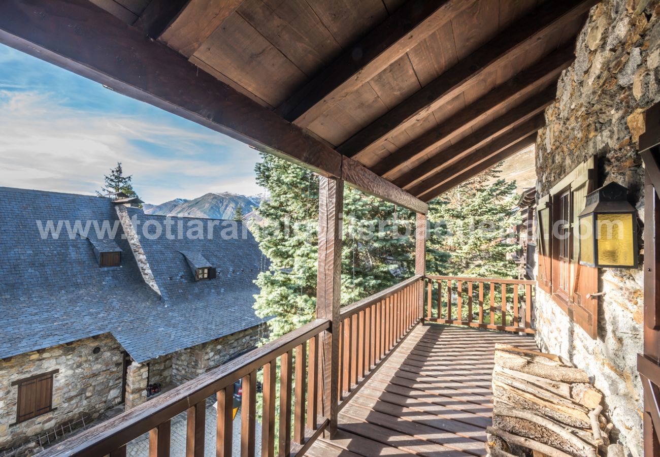 House in Baqueira - Casa Pomarin by Totiaran