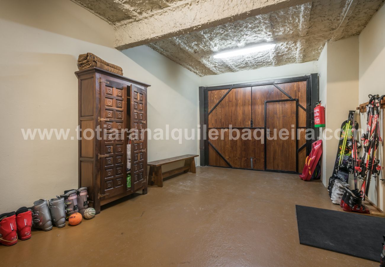 House in Baqueira - Casa Pomarin by Totiaran