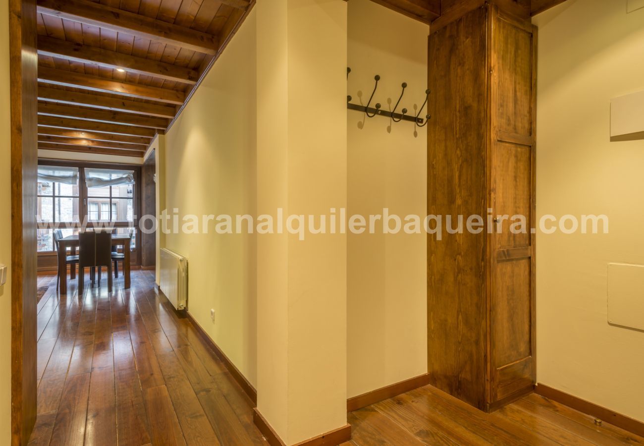 Apartment in Baqueira - Jordana by Totiaran