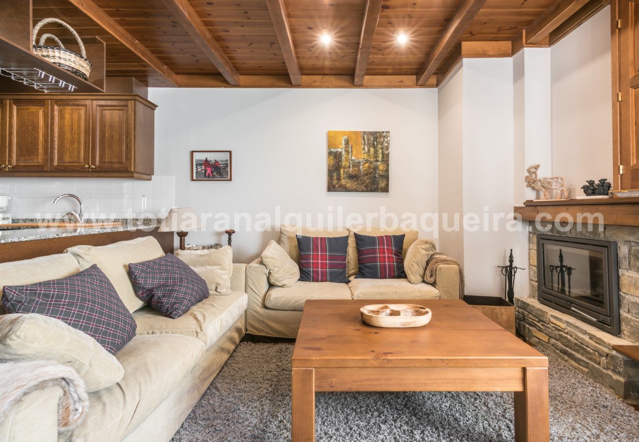 Apartment in Baqueira - Orri by Totiaran