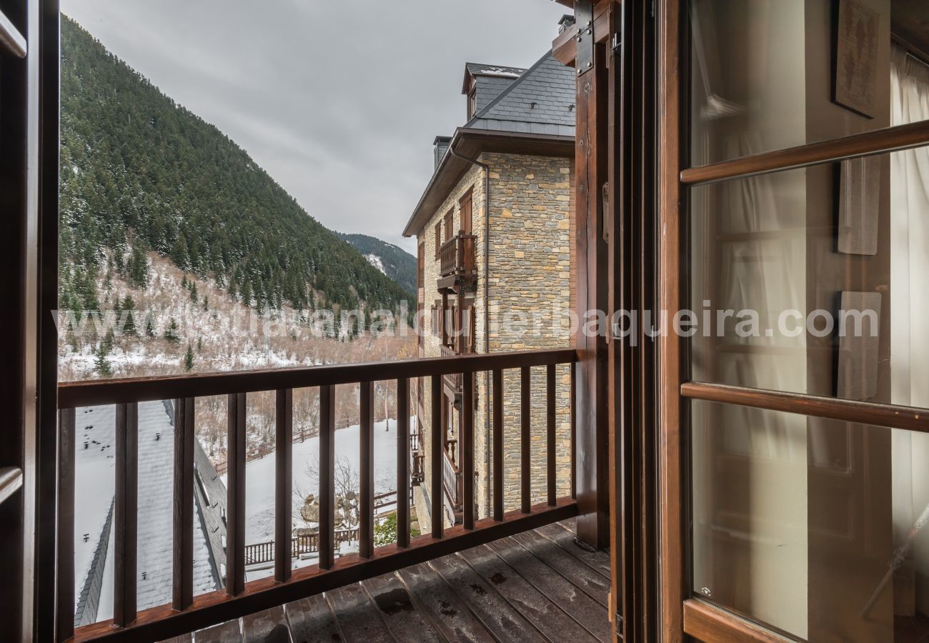 Apartment in Baqueira - Rabada by Totiaran