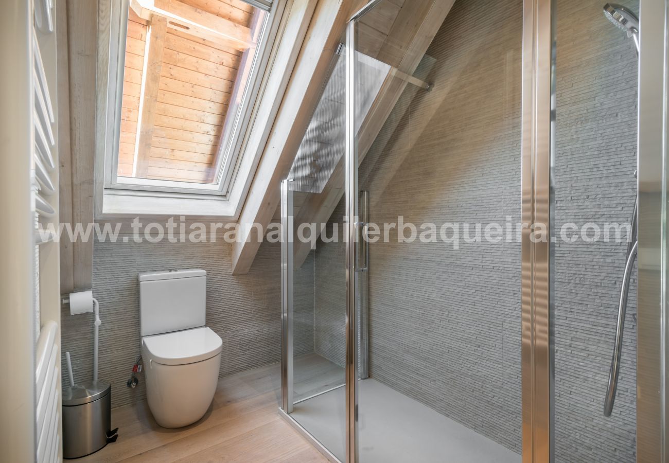 Apartment in Baqueira - Ratera by Totiaran